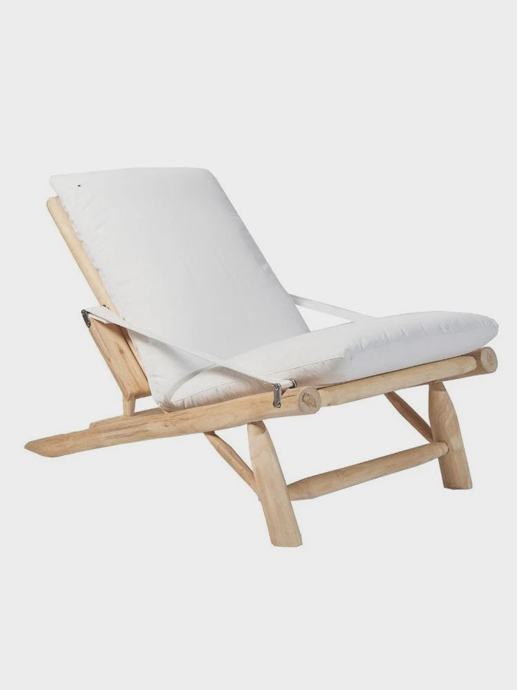 
                  
                    NUI LOUNGER
                  
                